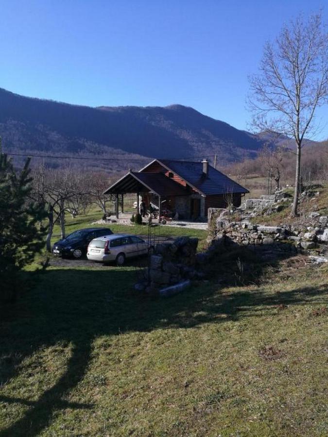 Kuca Dide Juke Pod Lipovcem Villa Gospić Eksteriør bilde