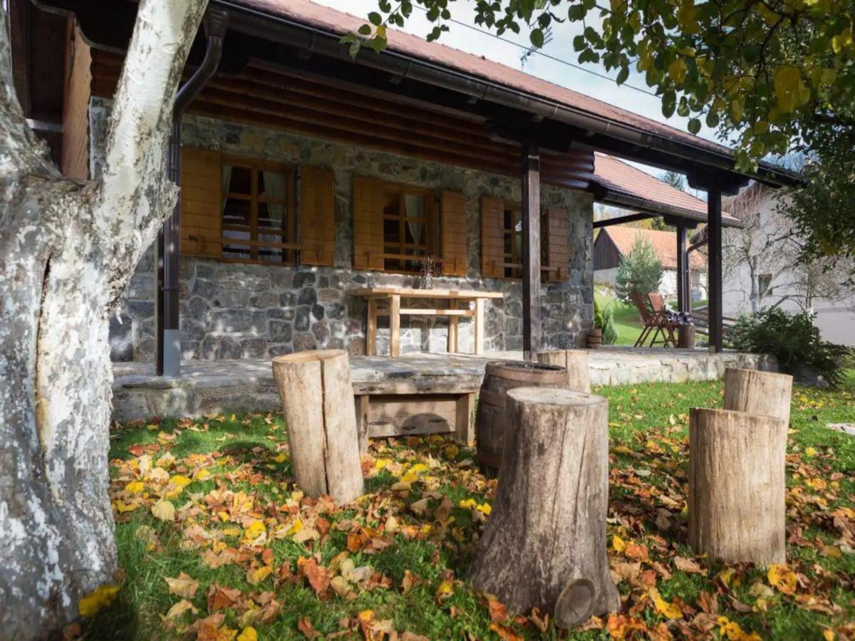 Kuca Dide Juke Pod Lipovcem Villa Gospić Eksteriør bilde